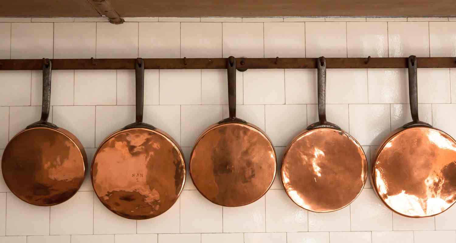 casseroles en cuivre pour cuisiniere a bois